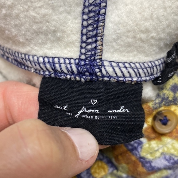 Out From Under Urban Outfitters Kacy Motif Hoddie Peace Hippie Sweatshirt Medium - Picture 3 of 7